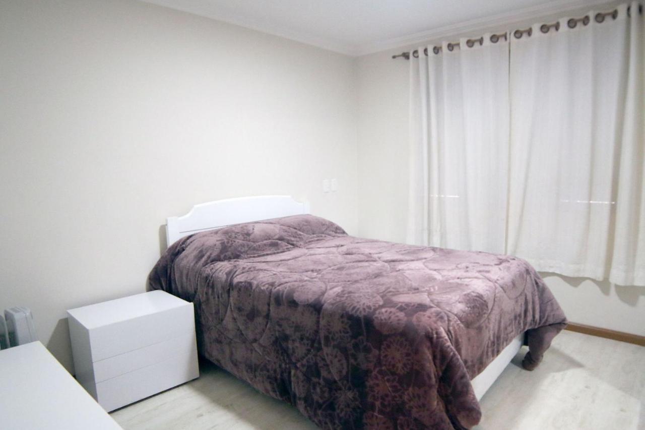 Апартаменты Charmoso Apartamento No Centro De Грамаду Экстерьер фото